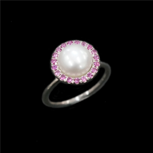 Pearly Buttonaire Ring
